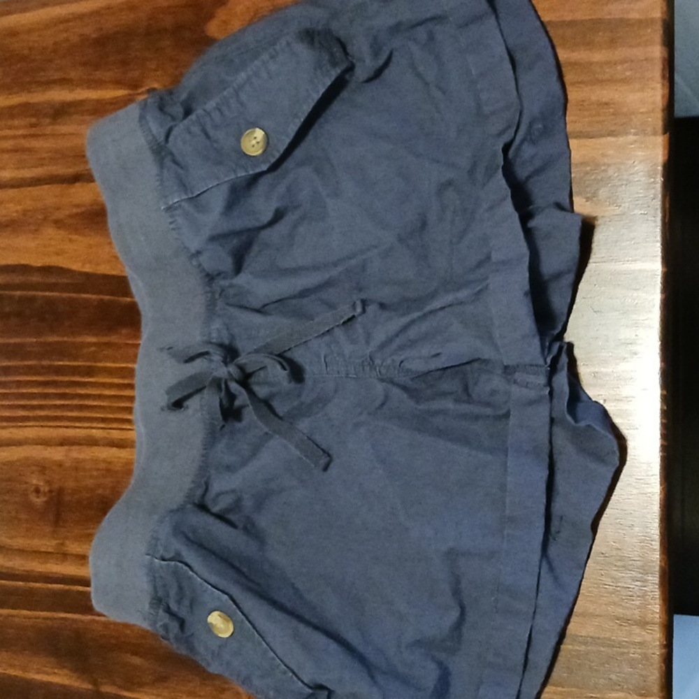 Women's shorts size 5